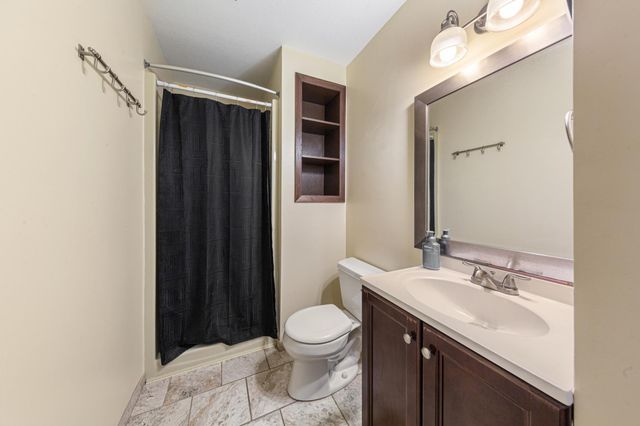 1902 Brookside Drive, Albert Lea, MN 56007