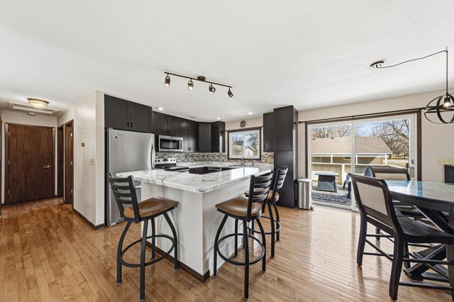 1902 Brookside Drive, Albert Lea, MN 56007