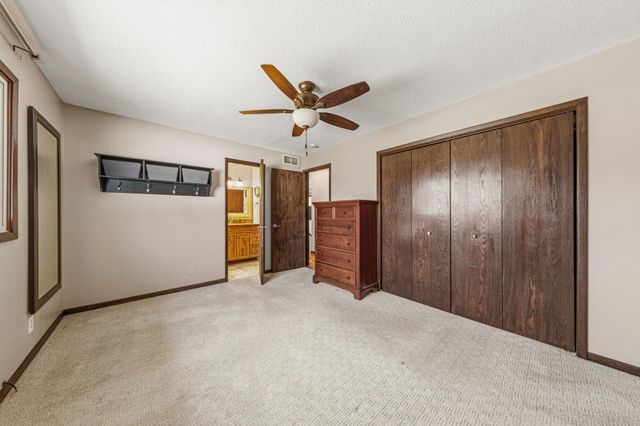 1902 Brookside Drive, Albert Lea, MN 56007