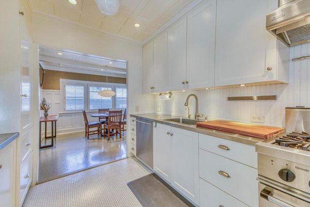 308 14th Street, Pacific Grove, CA 93950