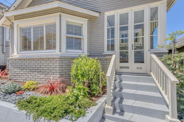 308 14th Street, Pacific Grove, CA 93950
