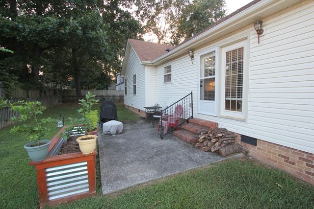120 Jennings Cir, Tullahoma, TN 37388