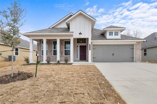 115 Adaline Bend, Mcgregor, TX 76657