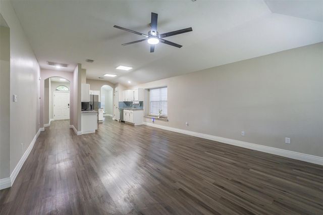 17247 Yeoman Way, Crosby, TX 77532