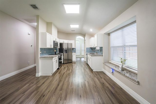 17247 Yeoman Way, Crosby, TX 77532