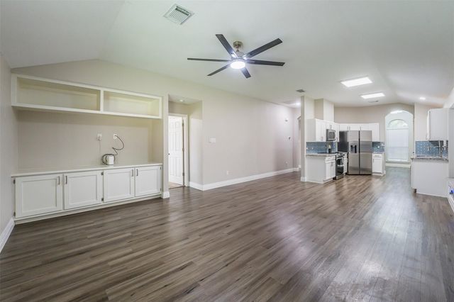 17247 Yeoman Way, Crosby, TX 77532