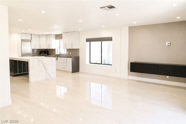 2308 Angelfire Street, Las Vegas, NV 89128