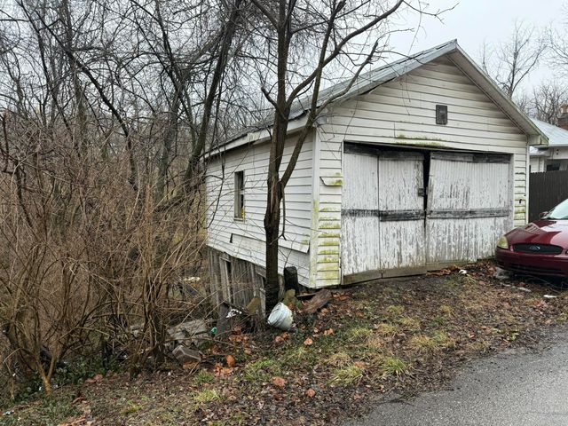 217 KY-19, Brooksville, KY 41004