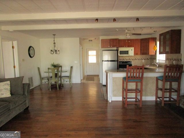 23 Baum Weg, Helen, GA 30545