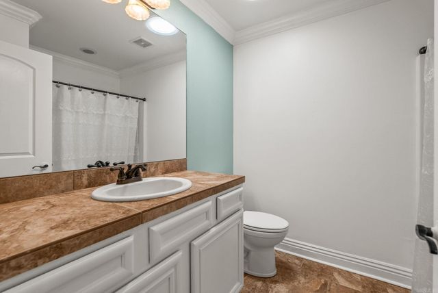 16 Dauphine Pl, Maumelle, AR 72113
