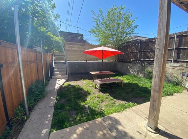 1644 N Hermitage Avenue 2R, Chicago, IL 60622