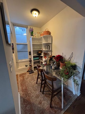 1644 N Hermitage Avenue 2R, Chicago, IL 60622