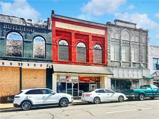 244 Main Street, Mount Airy, NC 27030