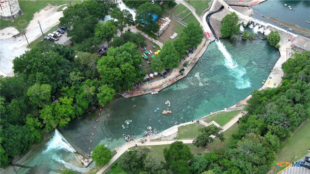 465 S Guenther Avenue, New Braunfels, TX 78130