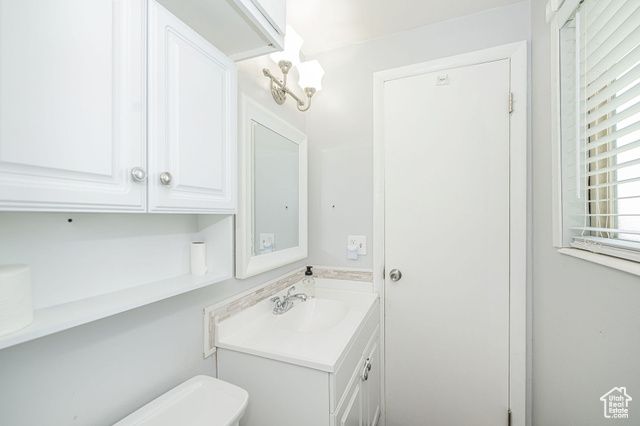 777 W 300 N, Clearfield, UT 84015