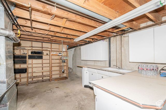 777 W 300 N, Clearfield, UT 84015