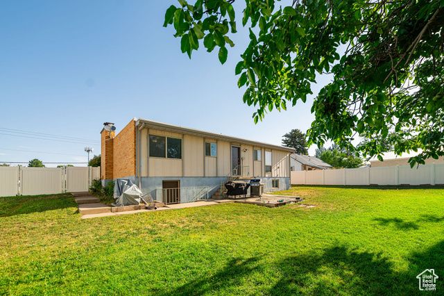 777 W 300 N, Clearfield, UT 84015