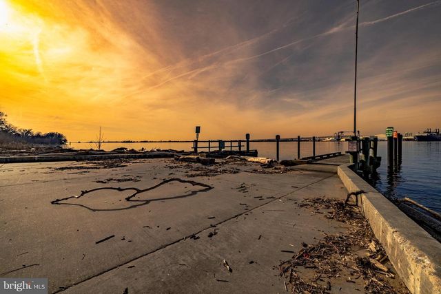 0-& THIRD DUNOP, West Deptford, NJ 08086