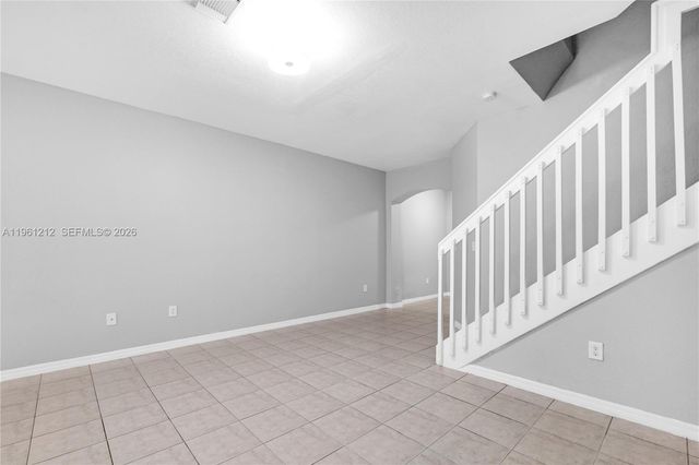 8526 NW 107th Psge 4-40, Doral, FL 33178