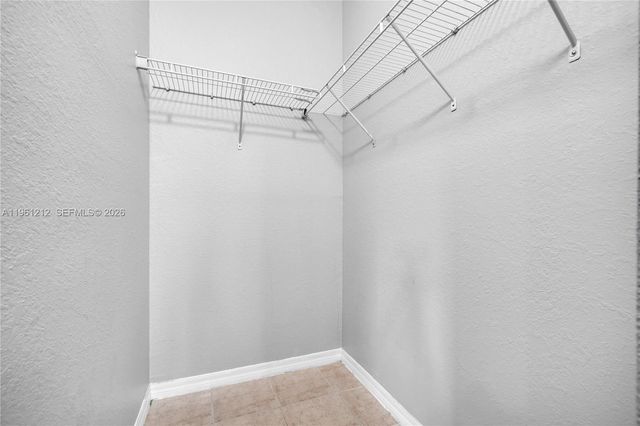 8526 NW 107th Psge 4-40, Doral, FL 33178