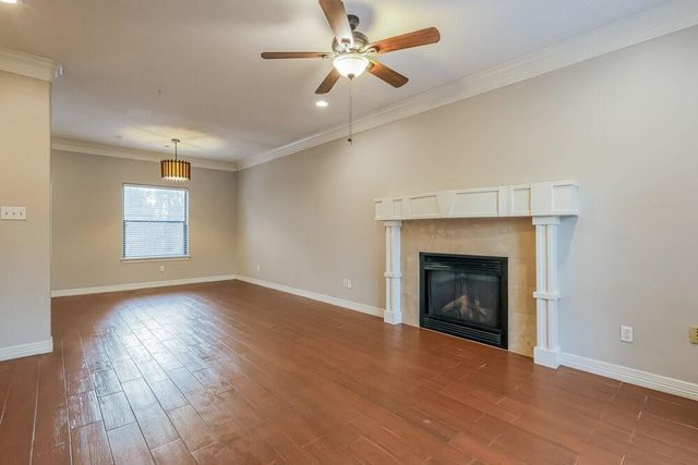 612 Spruce Drive, Conroe, TX 77302