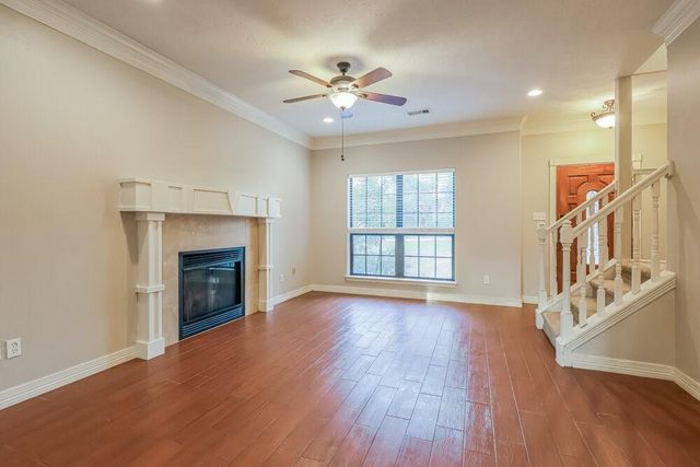 612 Spruce Drive, Conroe, TX 77302