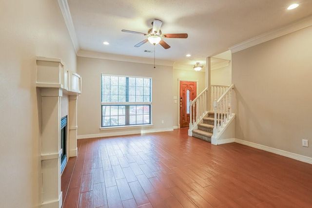 612 Spruce Drive, Conroe, TX 77302