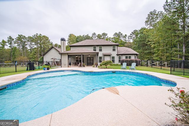 931 S Jeff Davis Drive, Fayetteville, GA 30215