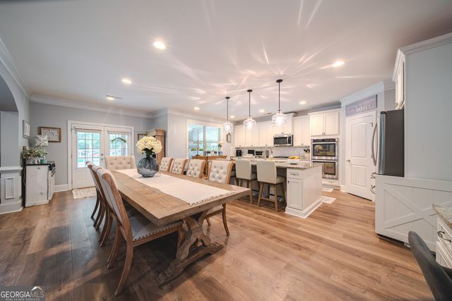 931 S Jeff Davis Drive, Fayetteville, GA 30215