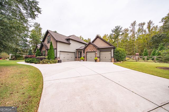 931 S Jeff Davis Drive, Fayetteville, GA 30215