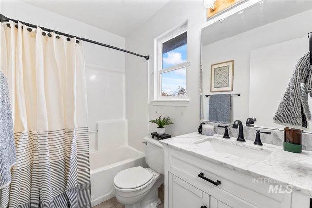 2628 W Leonard, Meridian, ID 83642