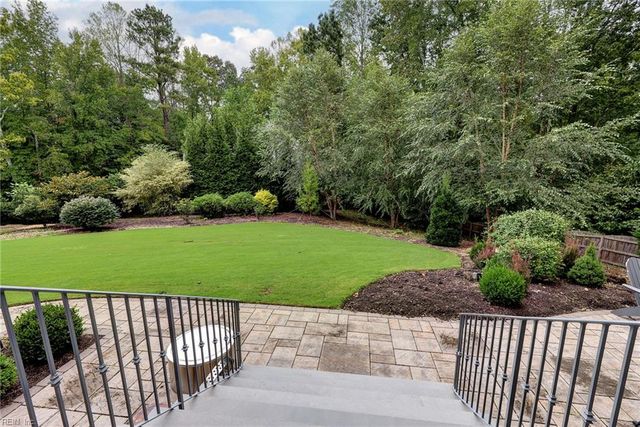 3901 Guildford LN, Williamsburg, VA 23188