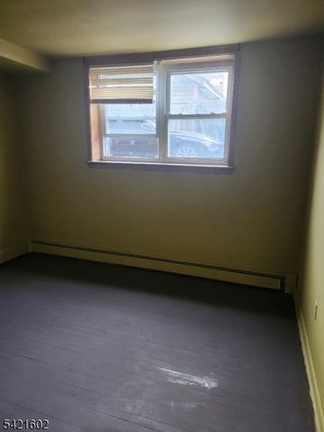 744 Hazard Pl 1C, Elizabeth City, NJ 07208