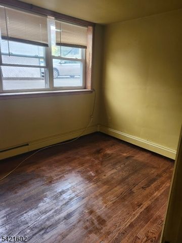 744 Hazard Pl 1C, Elizabeth City, NJ 07208