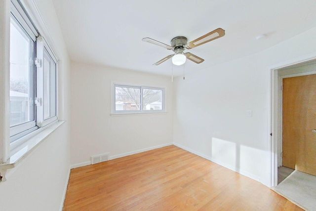 1934 Pinetree Drive, Trenton, MI 48183