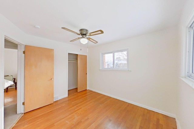 1934 Pinetree Drive, Trenton, MI 48183