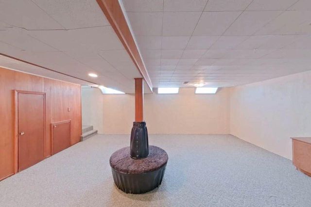 1934 Pinetree Drive, Trenton, MI 48183