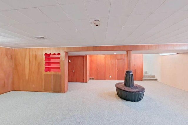 1934 Pinetree Drive, Trenton, MI 48183