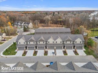 11390 Langfeld Spur, Brighton, MI 48116