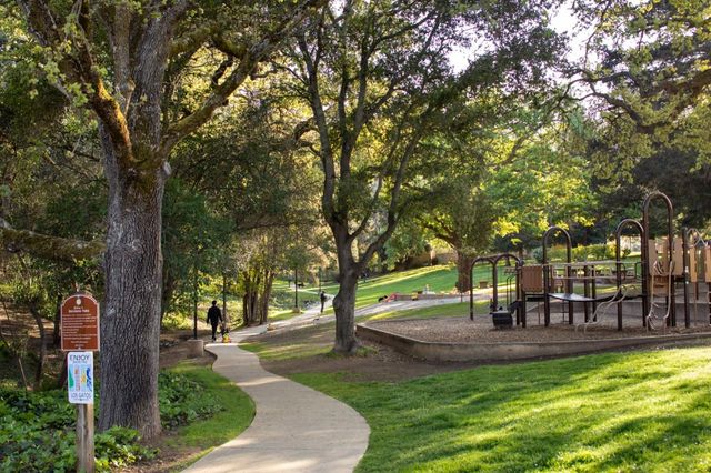 18211 Bancroft Avenue, Monte Sereno, CA 95030