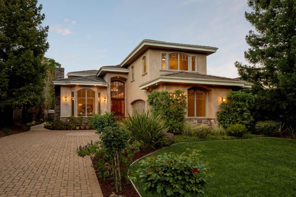 18211 Bancroft Avenue, Monte Sereno, CA 95030