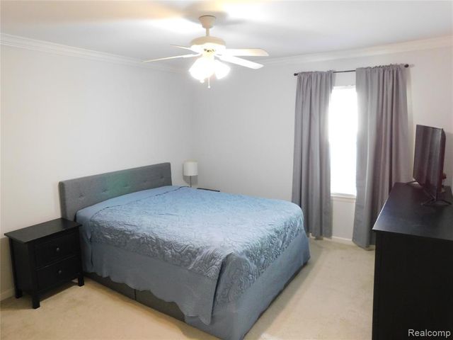 2759 Winter Drive, Troy, MI 48083