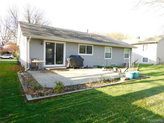 2759 Winter Drive, Troy, MI 48083