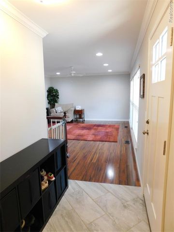 2759 Winter Drive, Troy, MI 48083