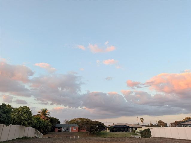 1459 SE 14TH STREET, Cape Coral, FL 33990