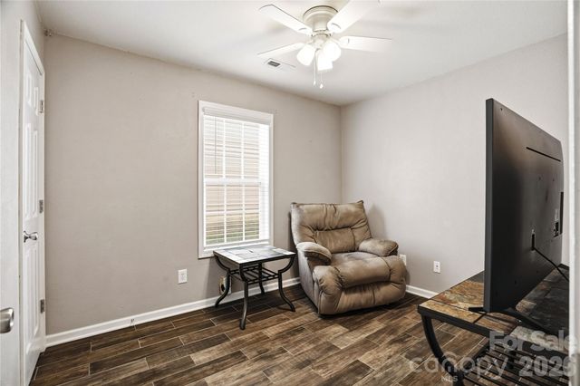 6714 Wicked Oak Lane, Charlotte, NC 28216