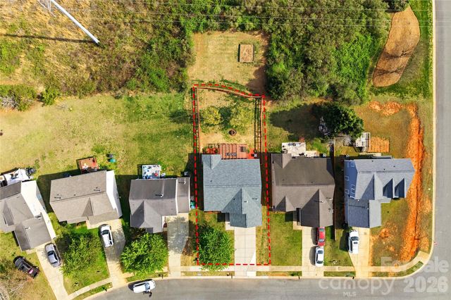 6714 Wicked Oak Lane, Charlotte, NC 28216