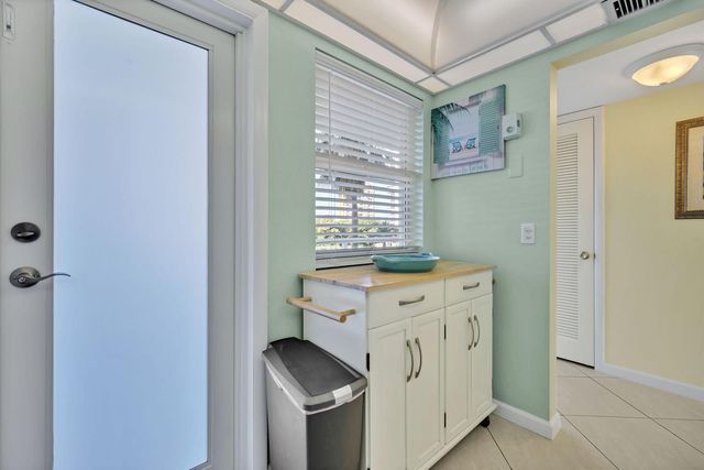 201 N Ocean Boulevard 203, Pompano Beach, FL 33062