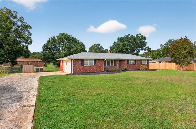 118 Bryson Road, Anderson, SC 29625