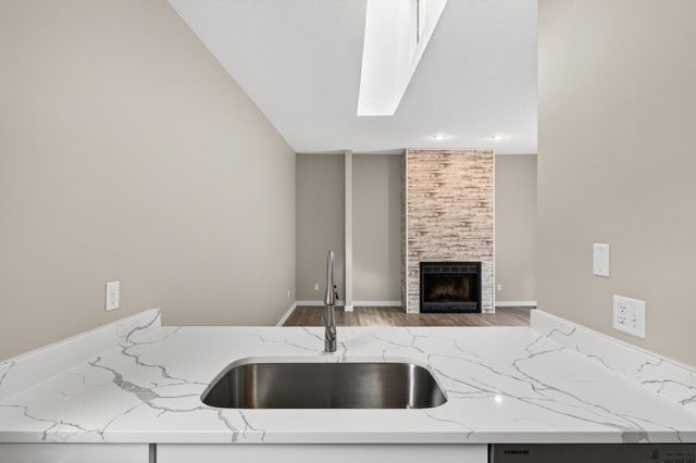 5607 Pompano Drive, Minnetonka, MN 55343